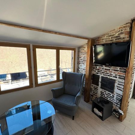 Bellevue Appartement Sous Les Toits Hypercentre Climatise Dole Eksteriør bilde